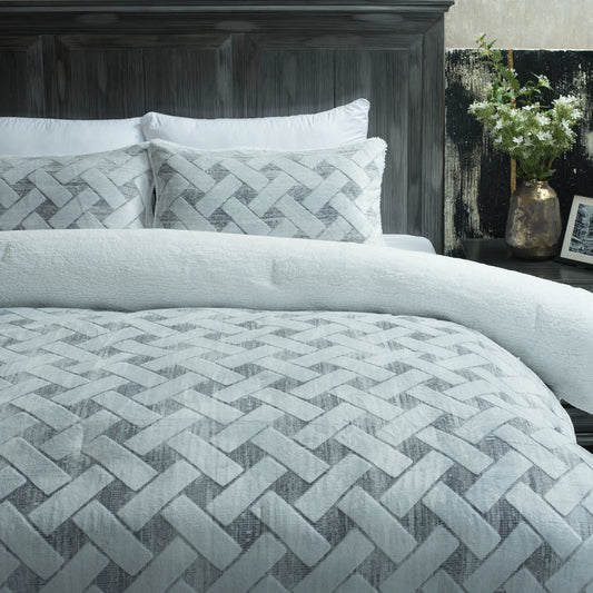3 PCS CARVING FLANNEL COMFORTER-26 SET LIGHT TAN