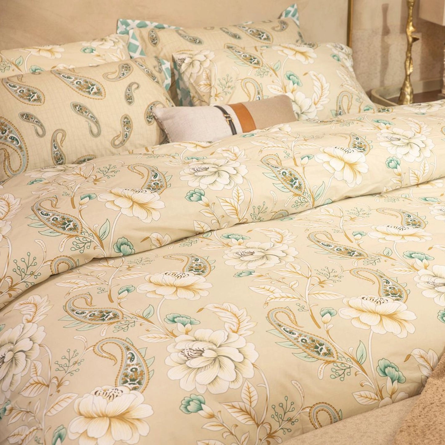 PILLOW COVERS SOFT PAISLEYS