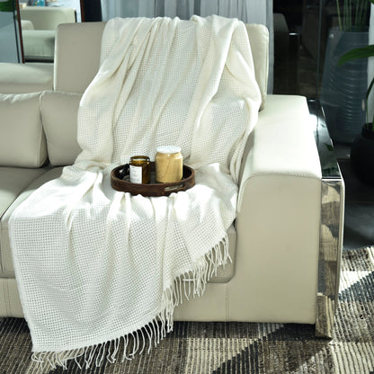 LIGHT BEIGE KNITTED THROW-25 - S-QS141