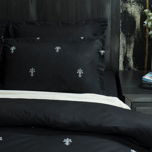 6 PCS COMFORTER SET MONOCHROME-26