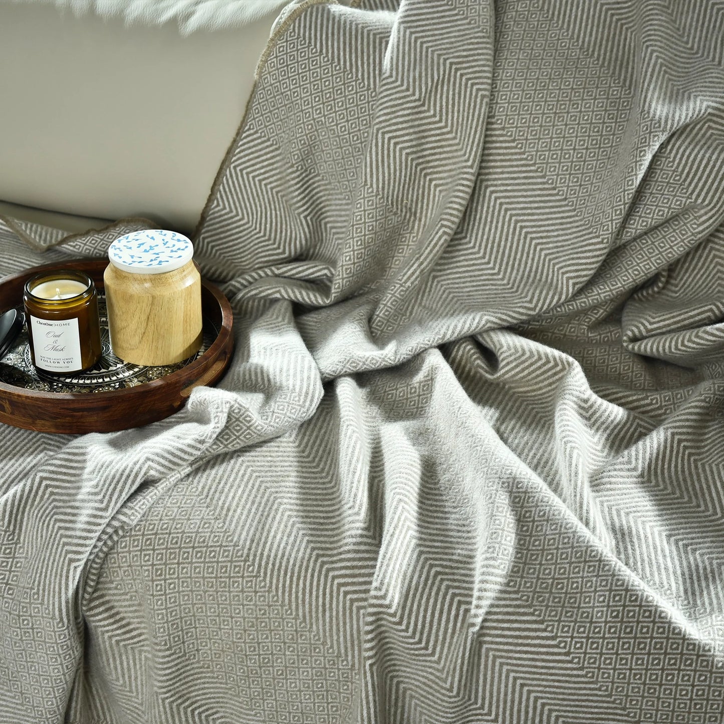 LIGHT BROWN KNITTED THROW-25 - S-FYZ397