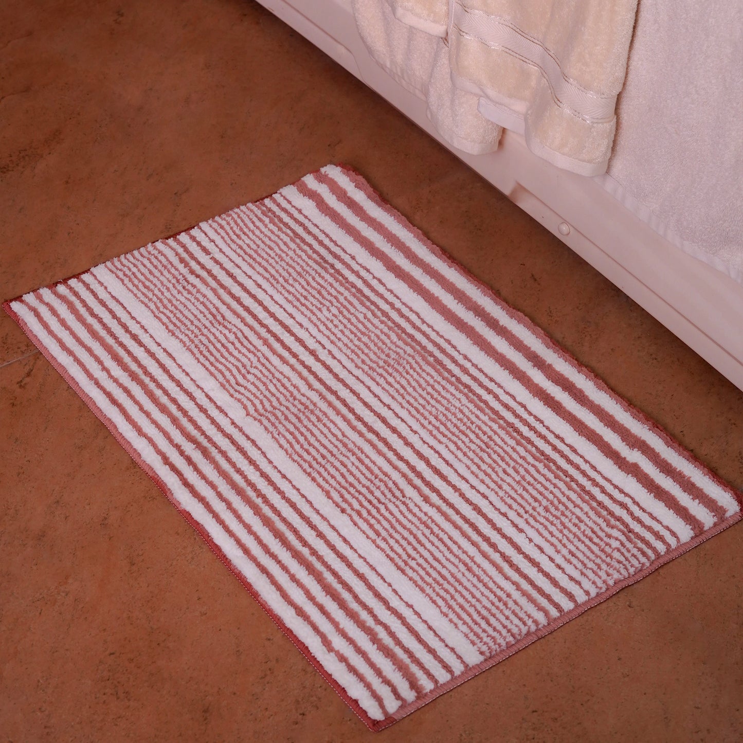 BATH MAT RED - SKYBM-009