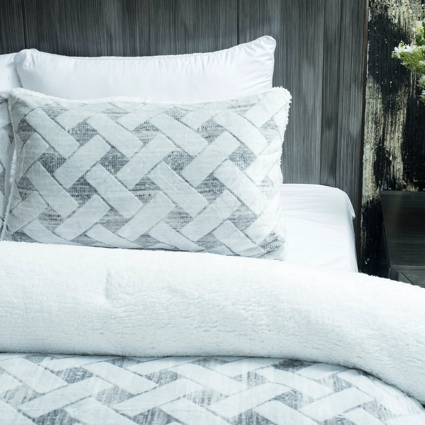 3 PCS CARVING FLANNEL COMFORTER-26 SET LIGHT TAN