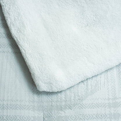 3 PCS CARVING FLANNEL COMFORTER-26 SET GREY